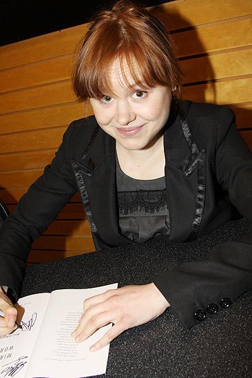 The Miracle Worker at Barnes and Noble – Alison Pill 