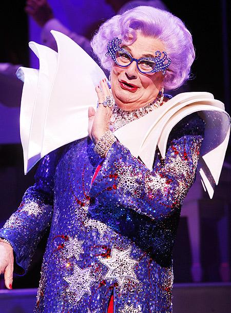 Show Photos - All About Me - Dame Edna (3)