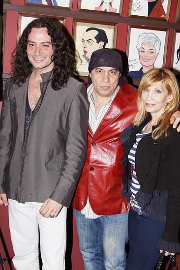 Constantine Maroulis at Sardi’s – Constantine Maroulis – Steve Van Zandt – Maureen Van Zandt