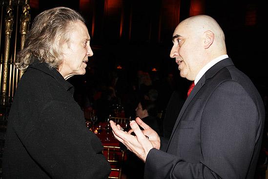 Red opening – Christopher Walken – Alfred Molina