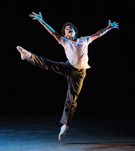 Billy Elliot - Show Photo - David Alvarez (dancing)