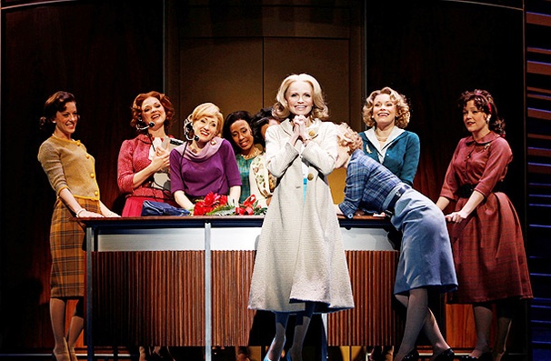 Show Photos - Promises Promises - Kristin Chenoweth (cast)