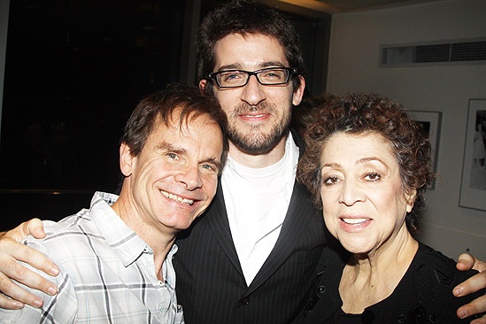 It Must Be Him – Peter Scolari – Daniel Kutner – Liz Torres