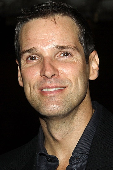 Hugh Panaro Returns to Phantom – Hugh Panaro (portrait)