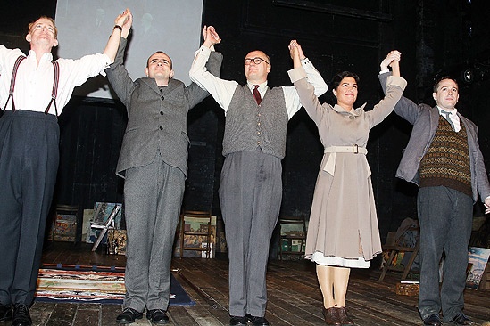 Pitmen Painters Opening Night – curtain call (five people)