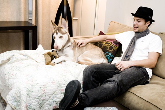 Day in the Life of Justin Guarini – Justin Guarini (sofa)