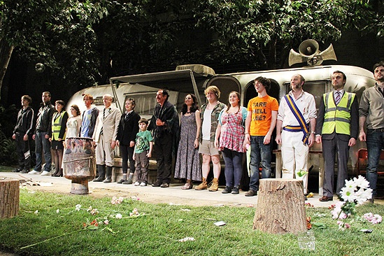 Jerusalem opens – cast