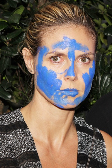 Blue Man Group – Heidi Klum Visit – Blue Men -  Heidi Klum