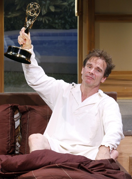 Show Photos - It Must Be Him - Peter Scolari
