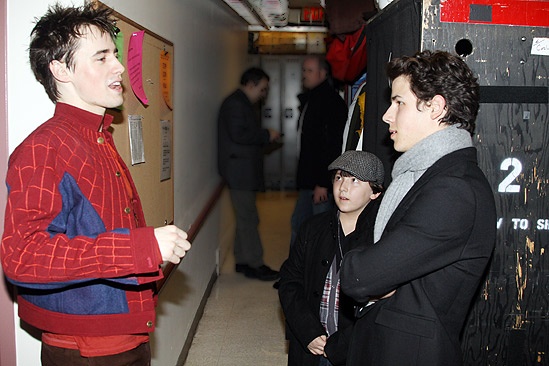 Nick Jonas Spidey - Reeve Carney - Frankie Jonas - Nick Jonas 2