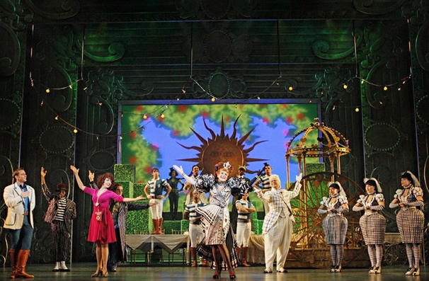 Show Photos - Wonderland - Janet Dacal - cast