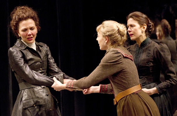 Show Photos - Three Sisters - Maggie Gyllenhaal - Juliet Rylance - Jessica Hecht