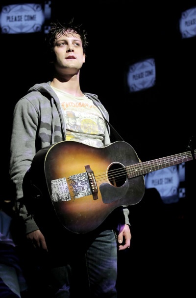 Show Photos - American Idiot - Van Hughes