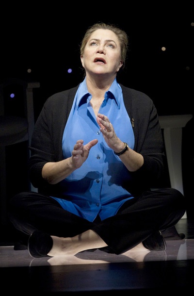 Show Photos - High - Kathleen Turner