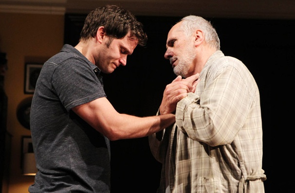 Show Photos - The Intelligent Homosexual's Guide - Steven Pasquale - Michael Cristofer