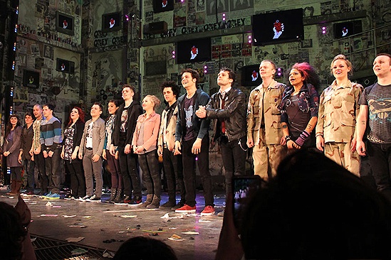 Idiot final – cast