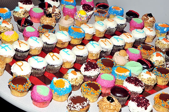 <i>Anything Goes</i> 100th Show – cupcakes 