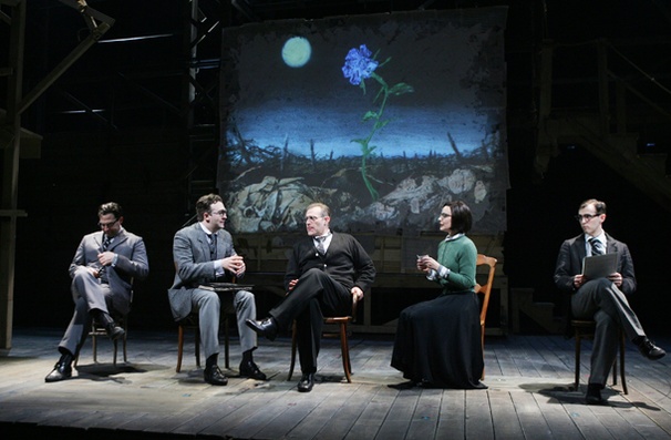 Show Photos - Blue Flower - cast