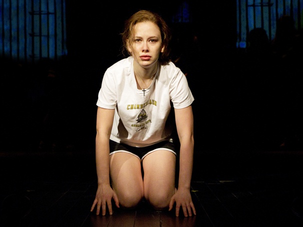 Show Photos - Carrie - Molly Ranson