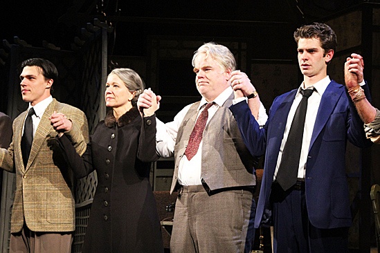 Death of a Salesman - Finn Wittrock, Linda Emond, Philip Seymour Hoffman and Andrew Garfield