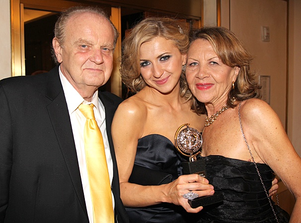 2012 Tony Ball – Nina Arianda – parents