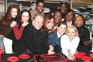 Chicago 3000 Perf - Chicago Cast with cake