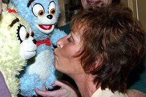 Judge Judy at Avenue Q - Judy Sheindlin - Bad Idea Bears (kiss)