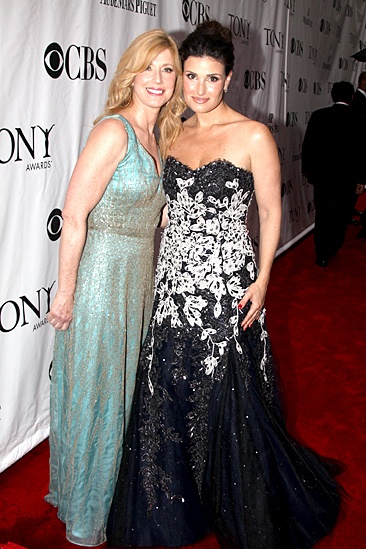 2010 Tony Awards Red Carpet – mom – Idina Menzel