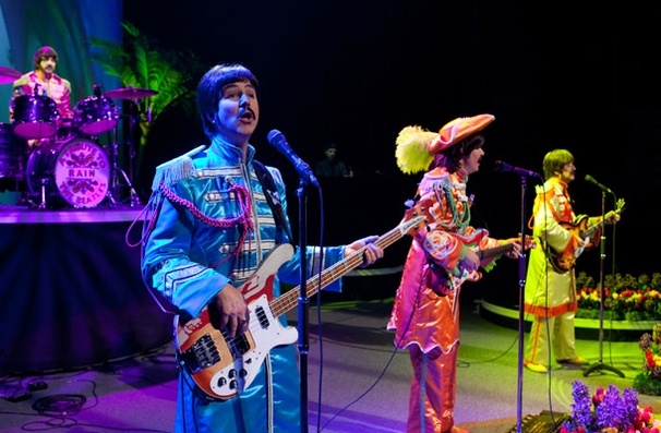 Show Photos - Rain - cast