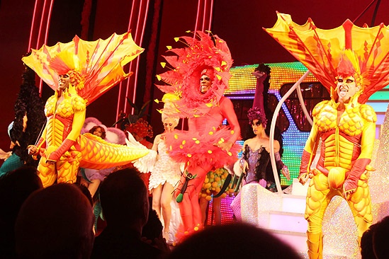 Priscilla Opening in Toronto – cc – ensemble red/yellow