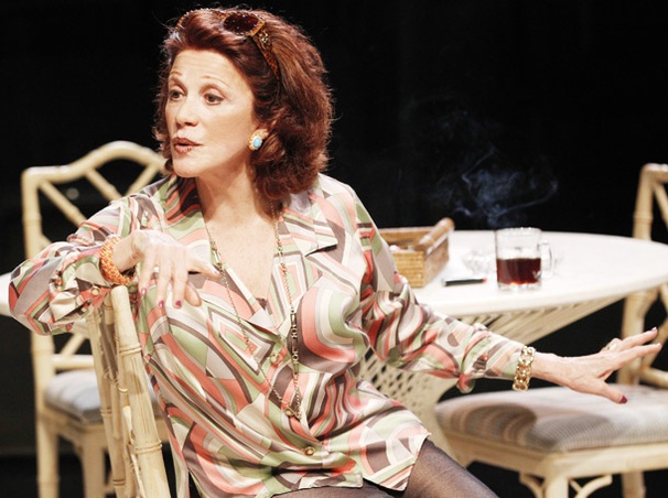 Show Photos - Other Desert Cities - Linda Lavin