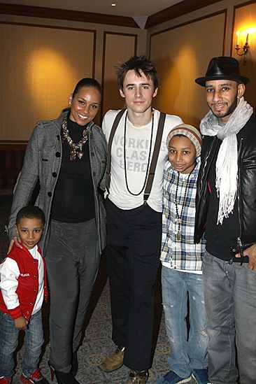 Spiderman Efron – Alicia Keys – Reeve Carney – Swizz Beatz – kids