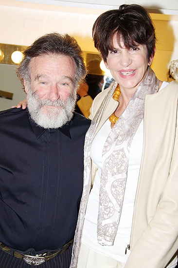 Bengal Tiger opens – Robin Williams – Mercedes Ruehl  