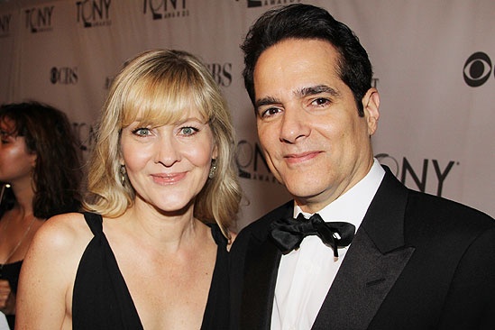 2011 Tony Awards Red Carpet – Yul Vazquez - wife 