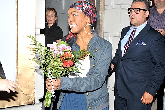 First Preview of <i>The Mountaintop</I> - Angela Bassett 
