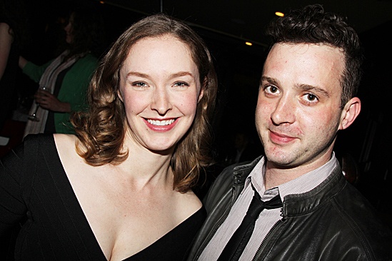 Cock Opening – Amanda Quaid- Eddie Kaye Thomas