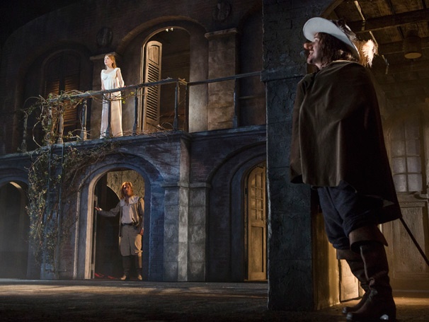 Show Photos - Cyrano de Bergerac - Douglas Hodge