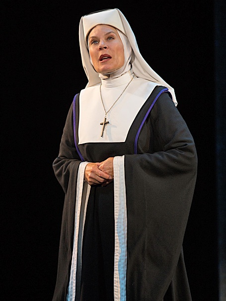 Sister Act - tour - Hollis Resnik