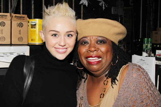 Chicago – Miley Cyrus Visits – Miley Cyrus - Carol Woods 