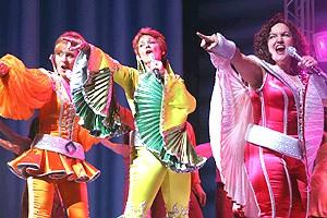 Pawk/Dossett Mamma Mia party - Judy McLane - Michele Pawk - Olga Merediz