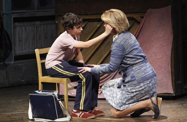 Show Photos - Billy Elliot - Dayton Tavares - Leah Hocking