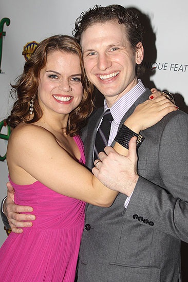 Elf opens - Sebastian Arcelus - Amy Spanger - 2
