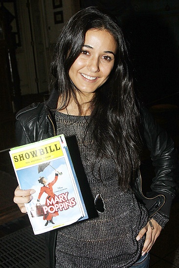 Chriqui Poppins - Emmanuelle Chriqui
