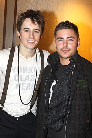 Spiderman Efron – Reeve Carney – Zac Efron