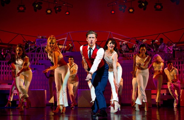 Show Photos - Catch Me If You Can - Aaron Tveit  