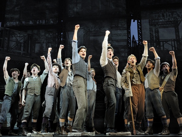 Show Photos - Newsies - Jeremy Jordan - cast