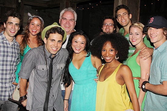 Robert Cuccioli Celebrates Spider-Man Debut – ensemble 