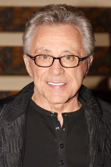 Frankie Valli – opening – Frankie Valli  