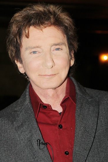 Barry Manilow Unveils 'Manilow Way' - Barry Manilow