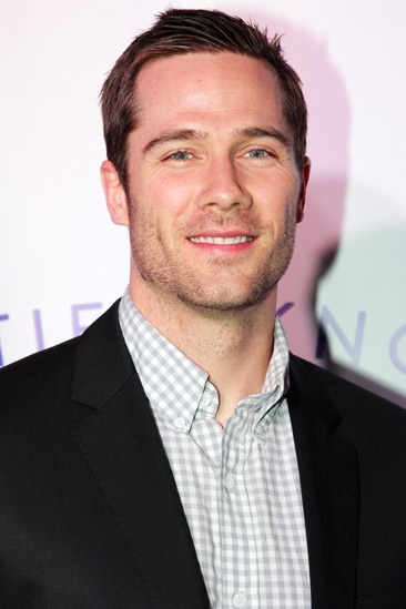 Tie The Knot – Press Event – Luke Macfarlane
